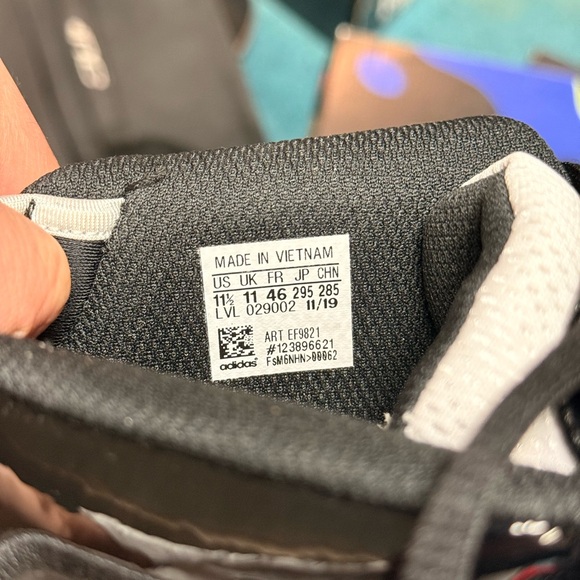 Adidas Pro Model 2G - Picture 3 of 4